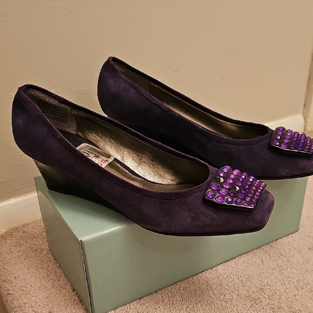 Soho Purple Flats with Embellished Toe - Picture 5 of 5